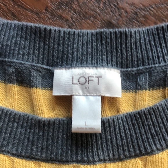 - Loft Sweater - Size Large - Picture 2 of 9